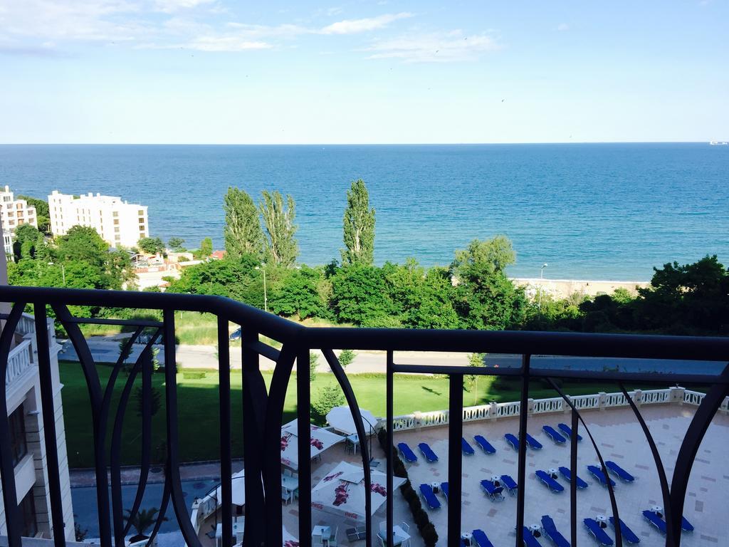 Psb Cabacum Beach Apartments Golden Sands Exterior photo